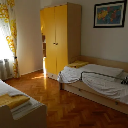 Apartment Terraesal *